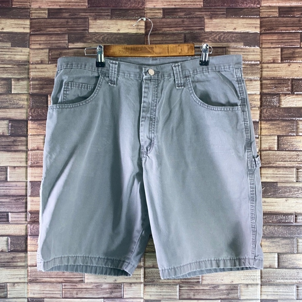 Pre Owned Men's  Wrangler Carpenter Gray Shorts Size 38